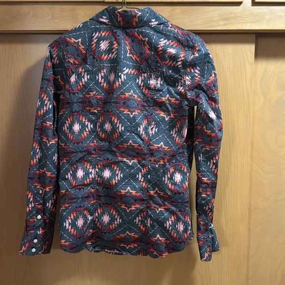 Rock&Roll Denim Pearl Snap Button up shirt size XS - Picture 3 of 3